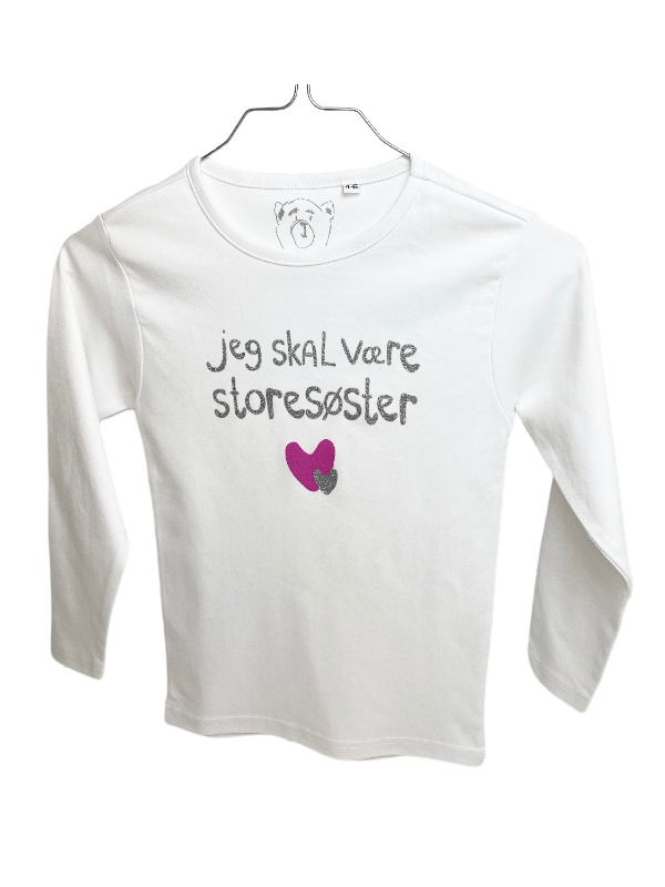fløjte Udfordring absolutte Jeg skal være Storesøster T-Shirt med 2 hjerter i sølv og pink. Køb nu✓