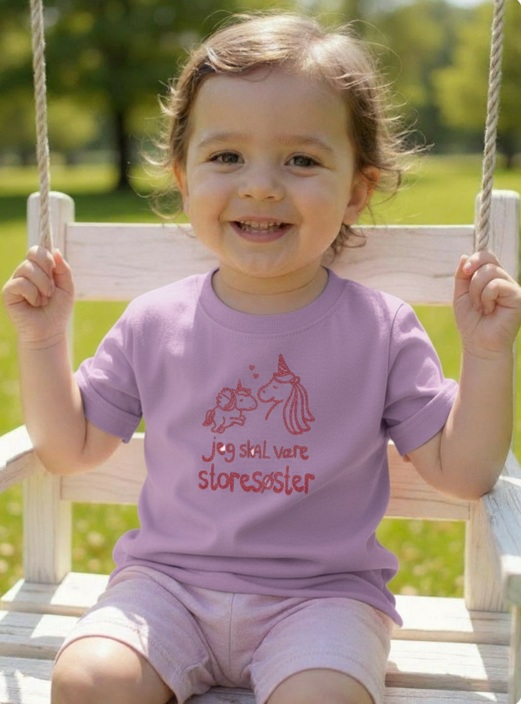 Jeg Skal Være Storesøster T-shirt S/S Enhjørning Lavender Med Lilla Krystalina Tryk