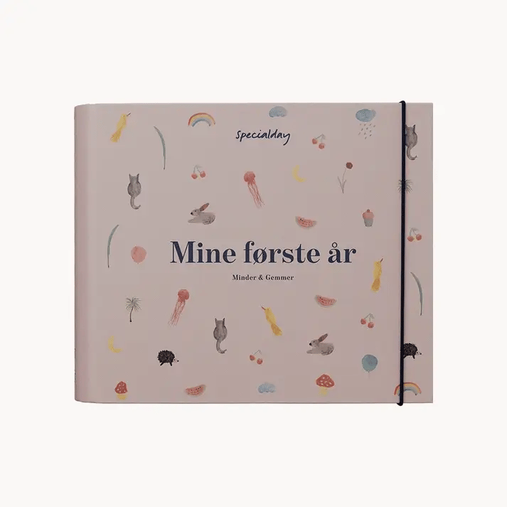 Barnets Bog - Mine Første År Album Rosa (Ny model)